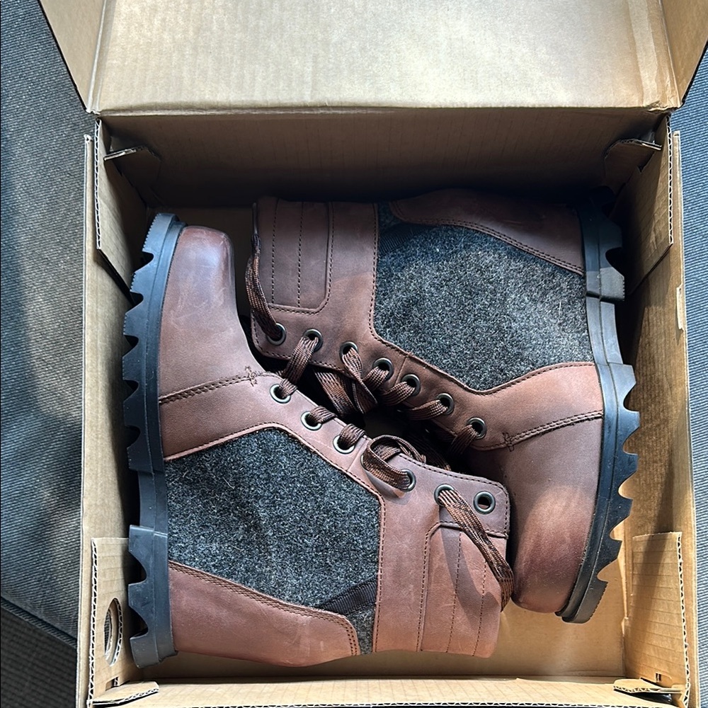 SOREL JOAN OF ARCTIC™ WEDGE III LEXIE